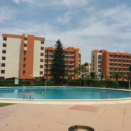 Bonito Apartamento Con Varias Piscinas
