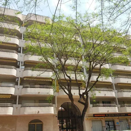 Bonito Apartamento Con Varias Piscinas